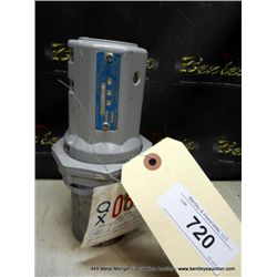 CROUSE-HINDS M-72 ARKTITE PLUG