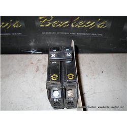 SQUARE D CIRCUIT BREAKER