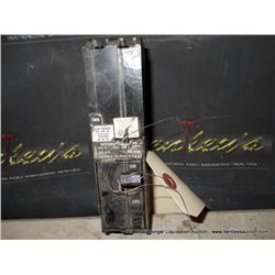 SQUARE D CIRCUIT BREAKER