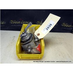 POLY TUB: AIR HOSE ENDS AND VALVE