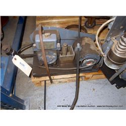 WELCH DUO-SEAL VACUUM PUMP MODEL 1400