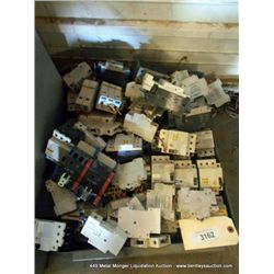 LOT: SIEMENS BREAKERS