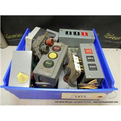 BOX: CONTROL SWITCHES 11X MONEY