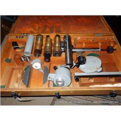 ELECTRONIC MICROSCOPE
