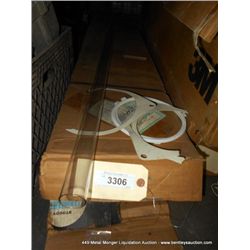 BOX: GLASS TUBES 2X MONEY