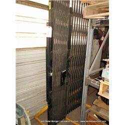 MOBILE METAL FOLDING GATE