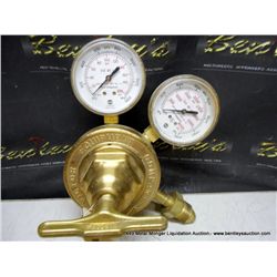 VICTOR EQUIPMENT COMPANY REGULATOR VALVE 200 PSI