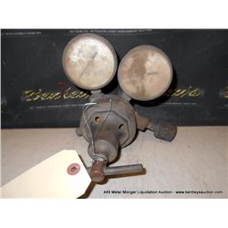 AIRCO COMPRESSED GAS REGULATOR 200 PSI