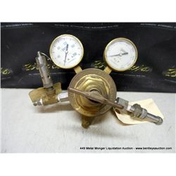 VICTOR GAS REGULATOR 200 PSI