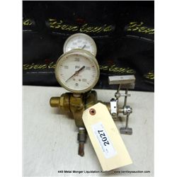 HARRIS GAS REGULATOR 400 PSI