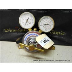 FISHER SCIENTIFIC 400 PSI REGULATOR