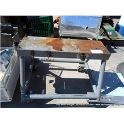 STEEL BASE ON WHEELS
