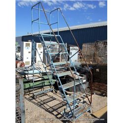 6' MOBILE SHOP LADDER