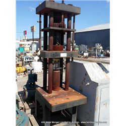 HEAVY HYDRAULIC TEST  PRESS