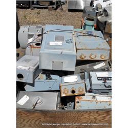 LOT: ELECTRIC DISCONNECT BOXES