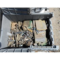 PLASTIC PC GOLD  CONNECTORS