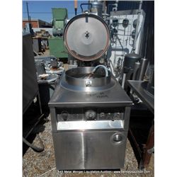 MAULDIN PRESSURE COOKER