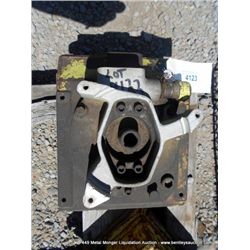 TM CHARGER HYDRAULIC CONTROL