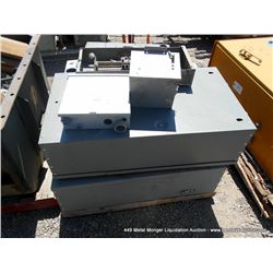 PALLET: ASSORTED SQUARE D ELECTRICAL BOXES 12X MONEY