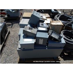 PALLET: ASSORTED SQUARE D ELECTRICAL BOXES 19X MONEY