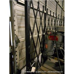 BLACK COLLAPSIBLE GATE