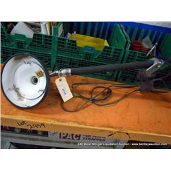 VEMCOLITE PORTABLE LIGHT
