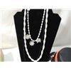 Image 3 : BOX LOT BEADED JEWELRY