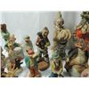 Image 3 : LOT 18 CLOWN FIGURES