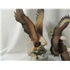 Image 3 : LOT 3 EAGLE FIGURES SCULPTURES