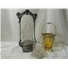 Image 1 : LOT 3 ANTIQUE PICKLE CASTORS