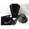 Image 1 : LOT 4 NEW WOMANS LADIES NECKLACE