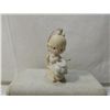 Image 16 : LOT 18 PRECIOUS MOMENTS FIGURES