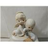 Image 5 : LOT 18 PRECIOUS MOMENTS FIGURES