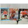 Image 7 : LOT 25 BLACKHAWK HOCKEY PLAYER CARDS MIXED