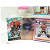 Image 8 : LOT 25 BLACKHAWK HOCKEY PLAYER CARDS MIXED