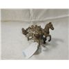 Image 2 : VINTAGE CAST IRON HORSES HITCHED