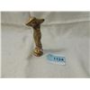Image 4 : VINTAGE SMALL SOLID IRON WOMAN STATUE.