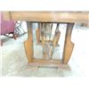 Image 2 : ANTIQUE OAK INLAID QTR SAW DINING TABLE LEAVES