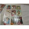 Image 3 : LOT 35 1976 FOOTBALL PLAYER CARDS