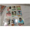 Image 5 : LOT 35 1976 FOOTBALL PLAYER CARDS