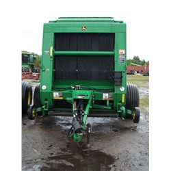 JOHN DEERE 568 MEGAWIDE ROUND BALER