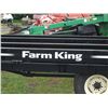 Image 1 : 2012 FARM KING 2450 ROUND BALE MOVER