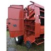 Image 2 : HESSTON 956 AUTO CYCLE ROUND BALER
