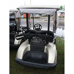 2007 YAMAHA ELECTRIC GOLF CART AND CHARGER