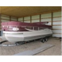2009 CRESTLINER TRI-HAUL PONTOON BOAT