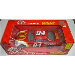 1996 DIE CAST 1/24 SCALE BILL ELLIOT-MCDONALDS COLLECTION IN ORIGINAL PACKAGE!! CAR CAME OUT OF SAFE
