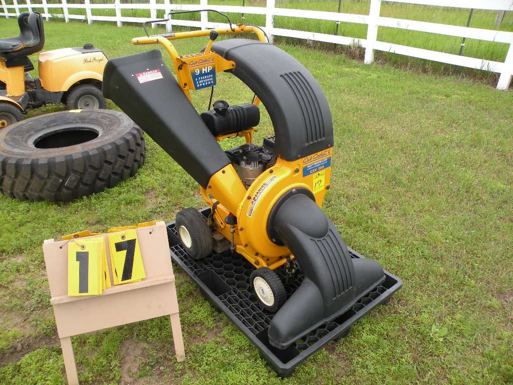 Cub Cadet CSV 260 chipper/vac