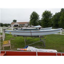 1982 Hobi Cat Catamaran w/sail & mast SN-CCMC0738M82F