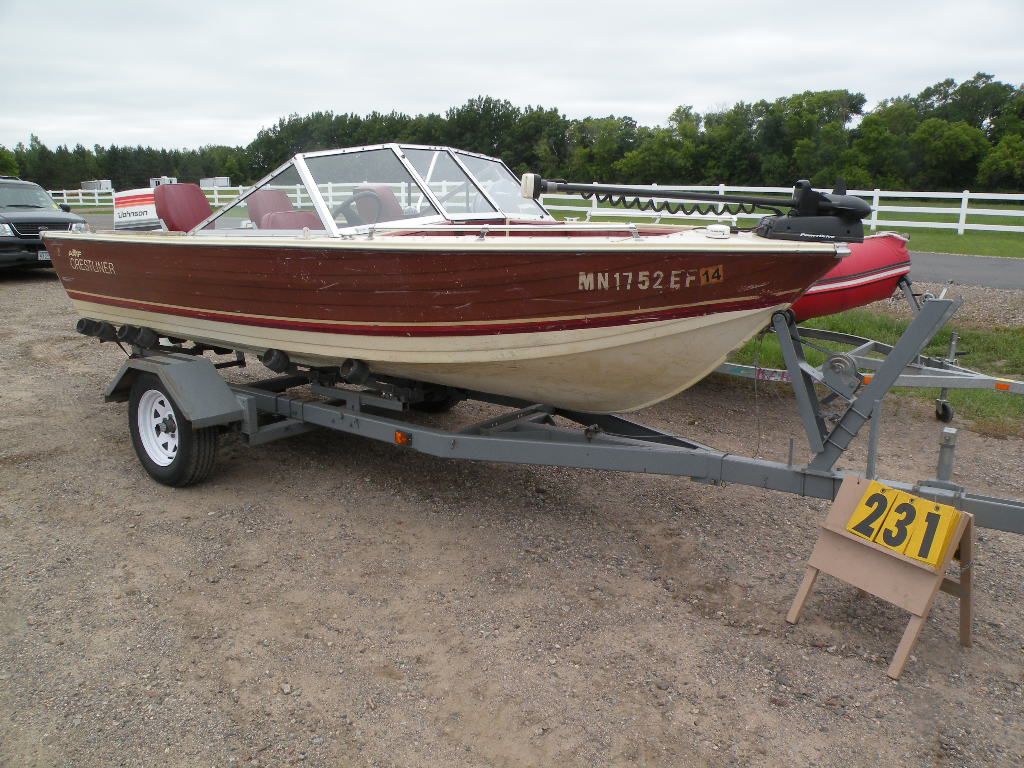 1980 Crestliner 16' boat w/1998 Homemade trailer