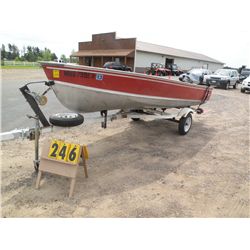 1983 Lund 14' boat w/1983 Yacht Club trailer SN-LUNE6019M83A